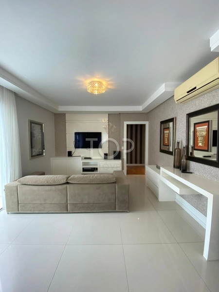 COBERTURA MOBILIADA EM MEIA PRAIA: 23ª foto da galeria de imagens do imóvel