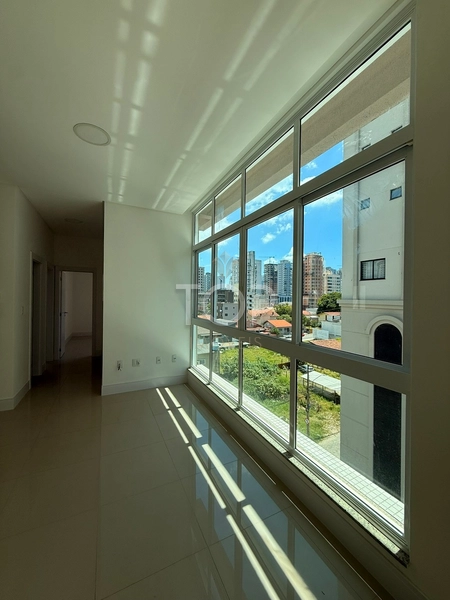 PRONTO PARA MORAR EM MEIA PRAIA: 4ª foto da galeria de imagens do imóvel