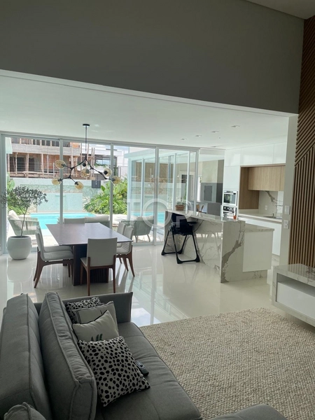 CASA 3 DORMITORIOS EM CONDOMINIO DE ALTO PADRÃO EM TIJUCAS: 5ª foto da galeria de imagens do imóvel