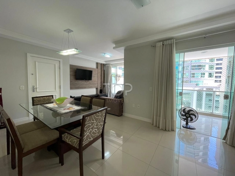 APARTAMENTO MOBILIADO MEIA PRAIA: 3ª foto da galeria de imagens do imóvel