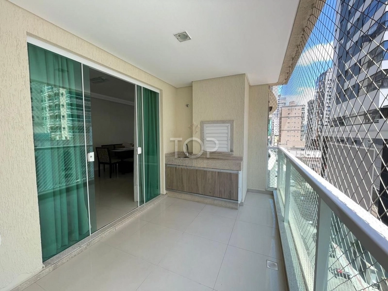 APARTAMENTO MOBILIADO MEIA PRAIA