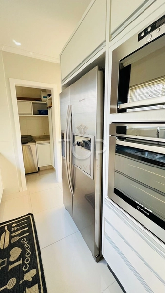 APARTAMENTO MOBILIADO MEIA PRAIA: 5ª foto da galeria de imagens do imóvel