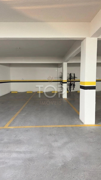 FINAMENTE MOBILIADO EM MEIA PRAIA: 4ª foto da galeria de imagens do imóvel