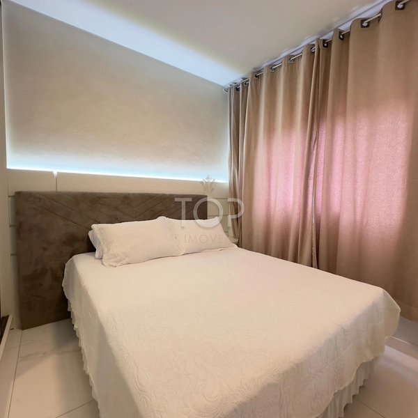 FINAMENTE MOBILIADO EM MEIA PRAIA: 6ª foto da galeria de imagens do imóvel