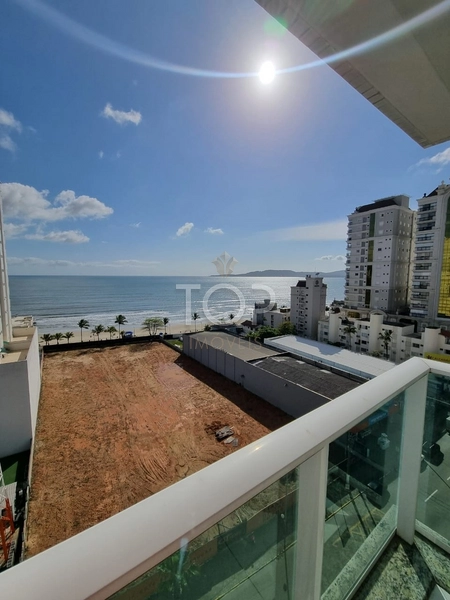 PRONTO PARA MORAR EM MEIA PRAIA: 6ª foto da galeria de imagens do imóvel