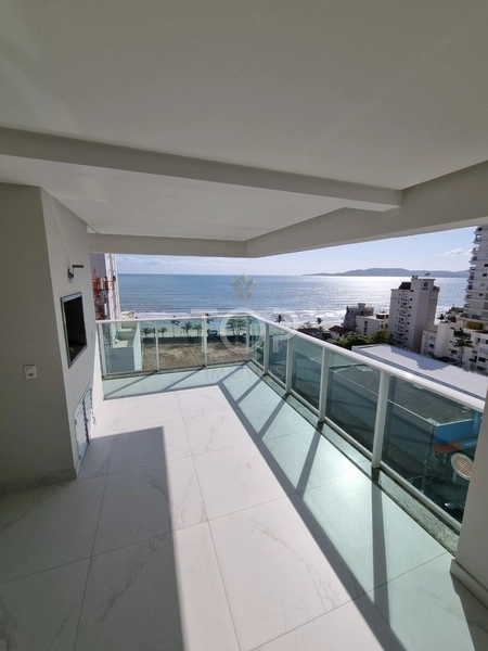 PRONTO PARA MORAR EM MEIA PRAIA: 2ª foto da galeria de imagens do imóvel