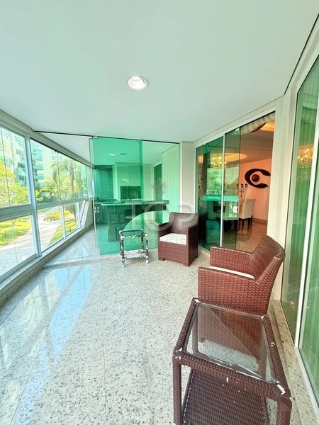 APARTAMENTO MOBILIADO CONDOMINIO FRENTE MAR: 3ª foto da galeria de imagens do imóvel