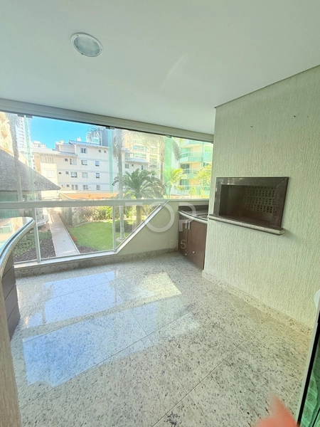 APARTAMENTO MOBILIADO CONDOMINIO FRENTE MAR: 4ª foto da galeria de imagens do imóvel