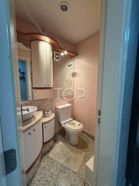 APARTAMENTO MOBILIADO CONDOMINIO FRENTE MAR: 13ª foto da galeria de imagens do imóvel