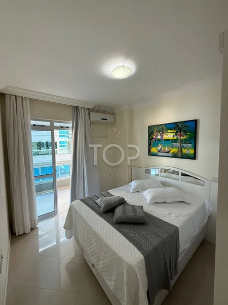 APARTAMENTO NO CORAÇÃO DE MEIA PRAIA: 27ª foto da galeria de imagens do imóvel