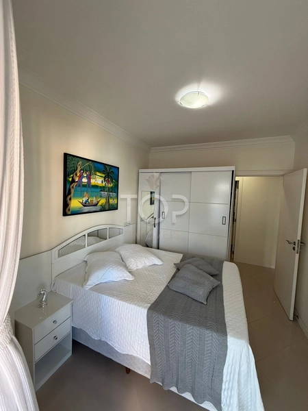 APARTAMENTO NO CORAÇÃO DE MEIA PRAIA: 22ª foto da galeria de imagens do imóvel