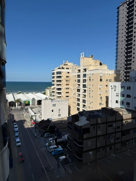 APARTAMENTO NO CORAÇÃO DE MEIA PRAIA: 38ª foto da galeria de imagens do imóvel