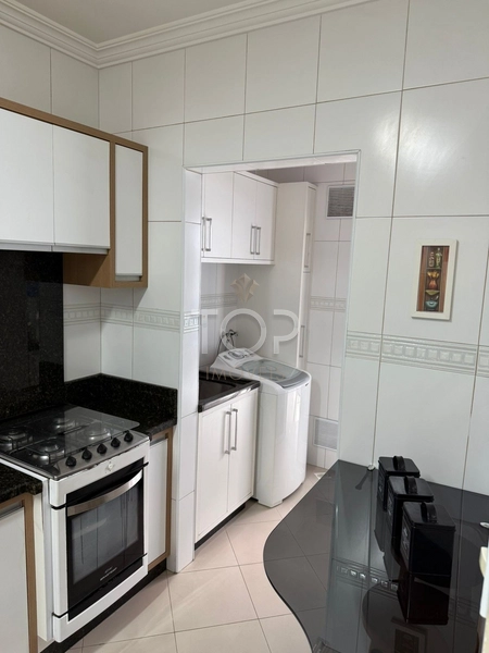 APARTAMENTO NO CORAÇÃO DE MEIA PRAIA: 30ª foto da galeria de imagens do imóvel