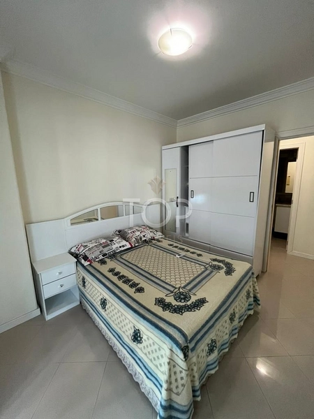 APARTAMENTO NO CORAÇÃO DE MEIA PRAIA: 17ª foto da galeria de imagens do imóvel