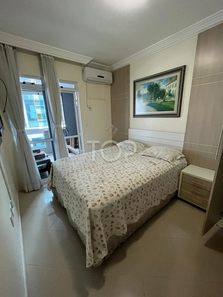 APARTAMENTO NO CORAÇÃO DE MEIA PRAIA: 16ª foto da galeria de imagens do imóvel