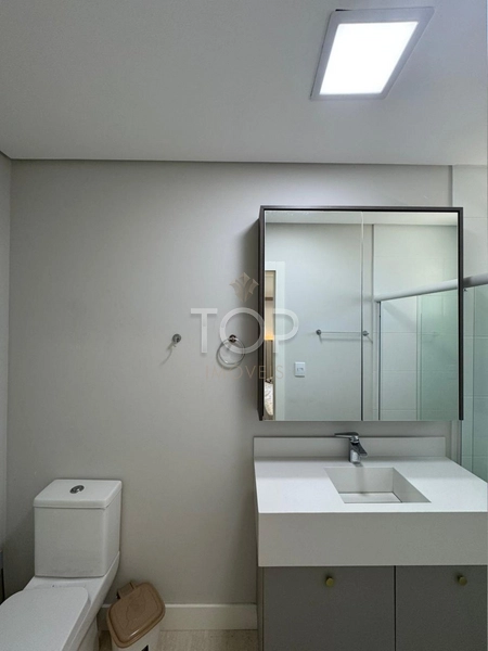 FINAMENTE MOBILIADO EM MEIA PRAIA: 16ª foto da galeria de imagens do imóvel