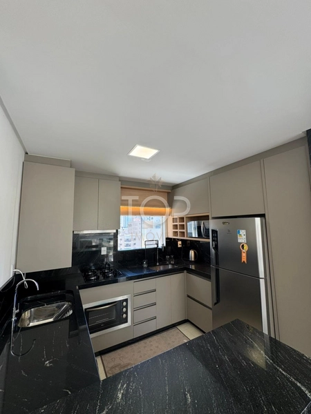 FINAMENTE MOBILIADO EM MEIA PRAIA: 21ª foto da galeria de imagens do imóvel