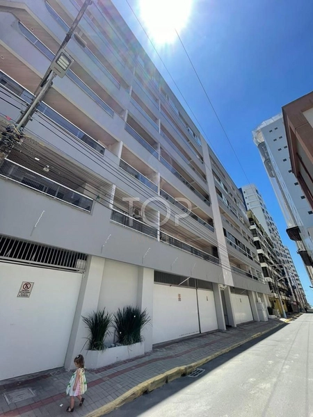 QUADRA MAR DIFERENCIADO EM MEIA PRAIA: 18ª foto da galeria de imagens do imóvel