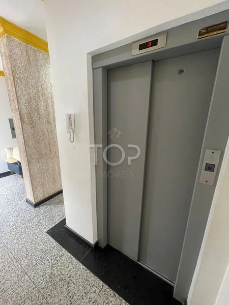 QUADRA MAR DIFERENCIADO EM MEIA PRAIA: 5ª foto da galeria de imagens do imóvel