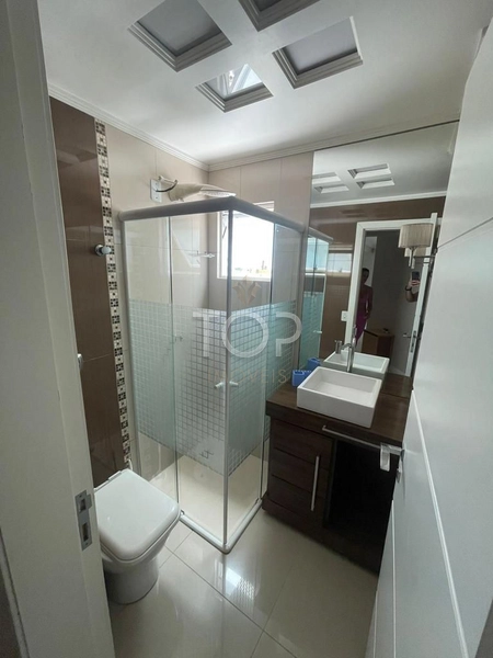 QUADRA MAR DIFERENCIADO EM MEIA PRAIA: 14ª foto da galeria de imagens do imóvel