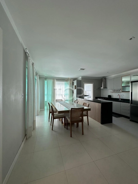 APARTAMENTO MOBILIADO EM MEIA PRAIA: 14ª foto da galeria de imagens do imóvel