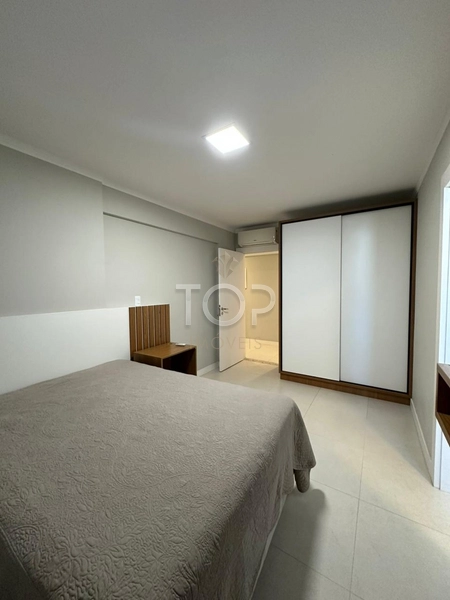 APARTAMENTO MOBILIADO EM MEIA PRAIA: 7ª foto da galeria de imagens do imóvel