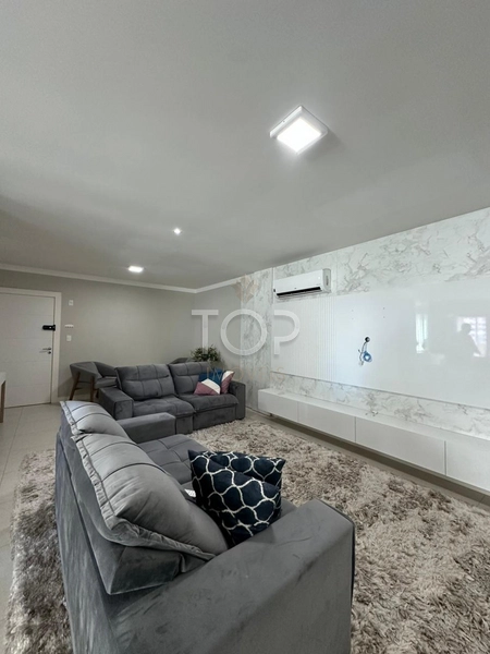 APARTAMENTO MOBILIADO EM MEIA PRAIA: 2ª foto da galeria de imagens do imóvel