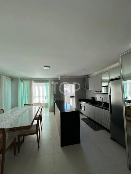 APARTAMENTO MOBILIADO EM MEIA PRAIA: 8ª foto da galeria de imagens do imóvel