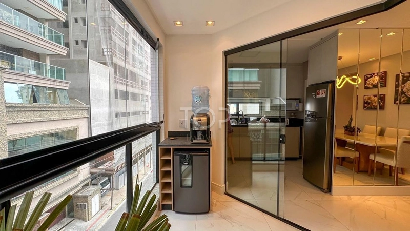 3 Suítes Finamente Mobiliado em Meia Praia: 11ª foto da galeria de imagens do imóvel