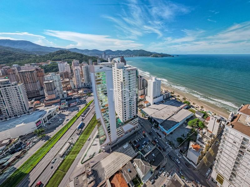 APARTAMENTO PRONTO COM VISTA PARA O MAR EM MEIA PRAIA: 7ª foto da galeria de imagens do imóvel