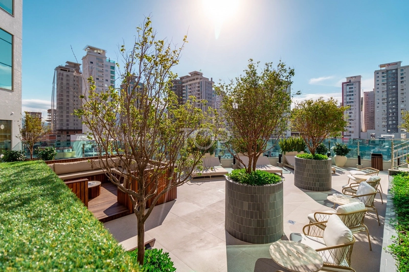 APARTAMENTO PRONTO COM VISTA PARA O MAR EM MEIA PRAIA: 4ª foto da galeria de imagens do imóvel