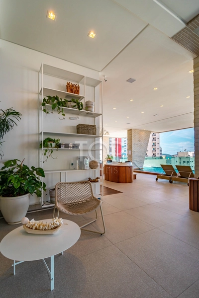 APARTAMENTO PRONTO COM VISTA PARA O MAR EM MEIA PRAIA: 13ª foto da galeria de imagens do imóvel