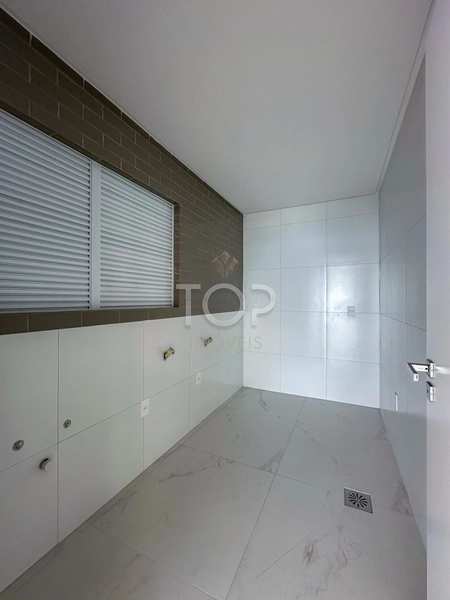 APARTAMENTO PRONTO COM VISTA PARA O MAR EM MEIA PRAIA: 56ª foto da galeria de imagens do imóvel