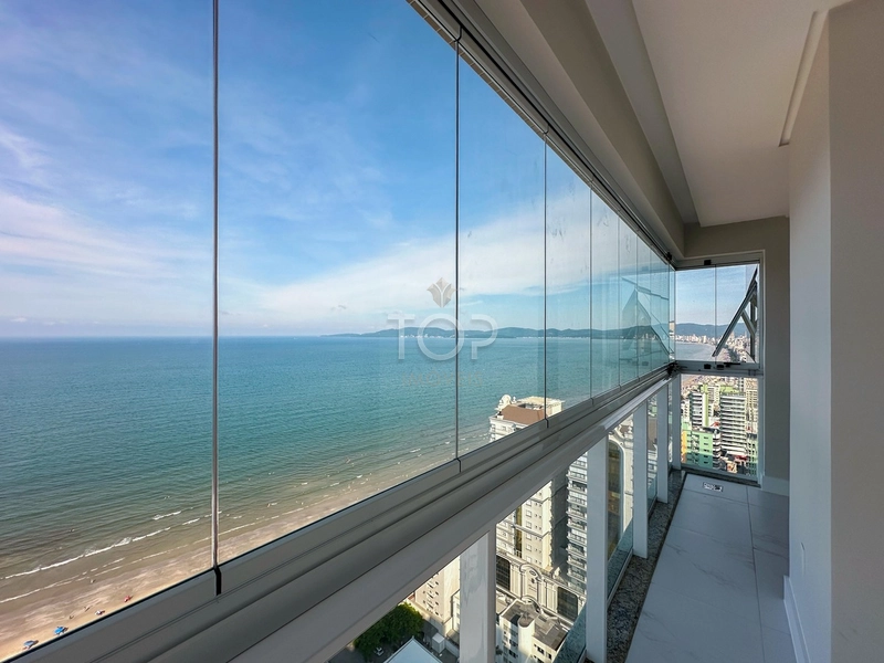 APARTAMENTO PRONTO COM VISTA PARA O MAR EM MEIA PRAIA: 48ª foto da galeria de imagens do imóvel