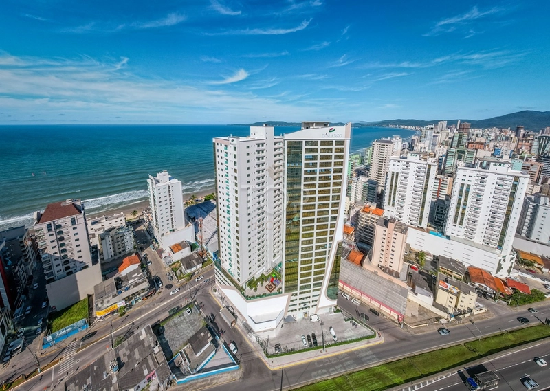 APARTAMENTO PRONTO COM VISTA PARA O MAR EM MEIA PRAIA: 8ª foto da galeria de imagens do imóvel