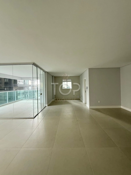 APARTAMENTO PRONTO EM MEIA PRAIA: 7ª foto da galeria de imagens do imóvel