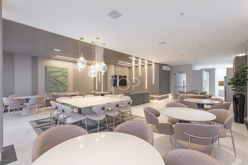 SHOWROOM EM MEIA PRAIA: 13ª foto da galeria de imagens do imóvel