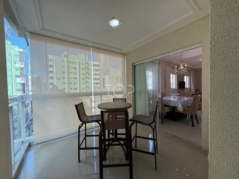 MOBILIADO EM MEIA PRAIA: 7ª foto da galeria de imagens do imóvel