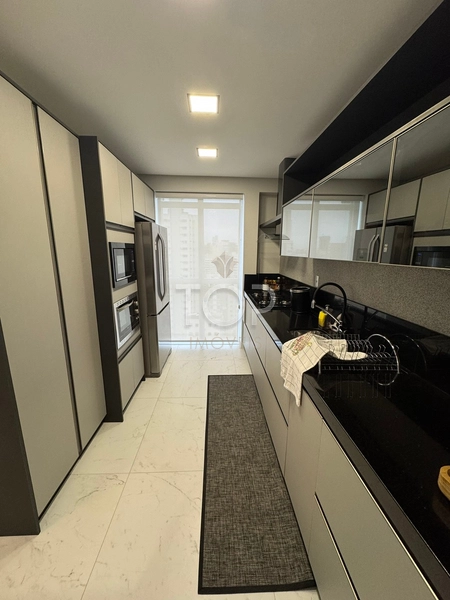 VISTA MAR E MOBILIADO EM MEIA PRAIA: 3ª foto da galeria de imagens do imóvel