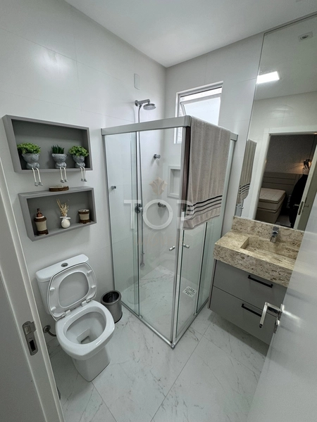 VISTA MAR E MOBILIADO EM MEIA PRAIA: 14ª foto da galeria de imagens do imóvel