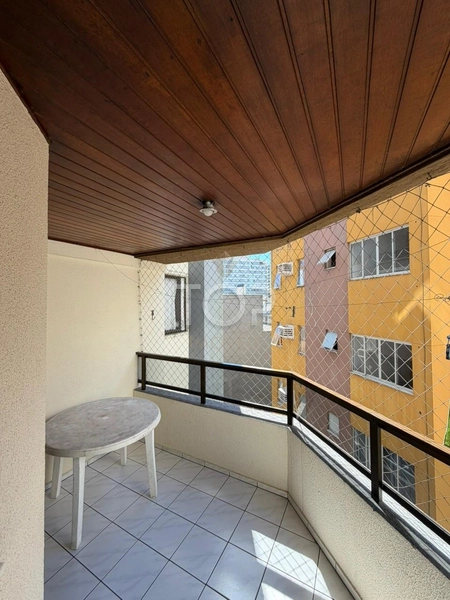 APARTAMENTO A 150 METROS DO MAR- MEIA PRAIA, ITAPEMA-SC: 3ª foto da galeria de imagens do imóvel