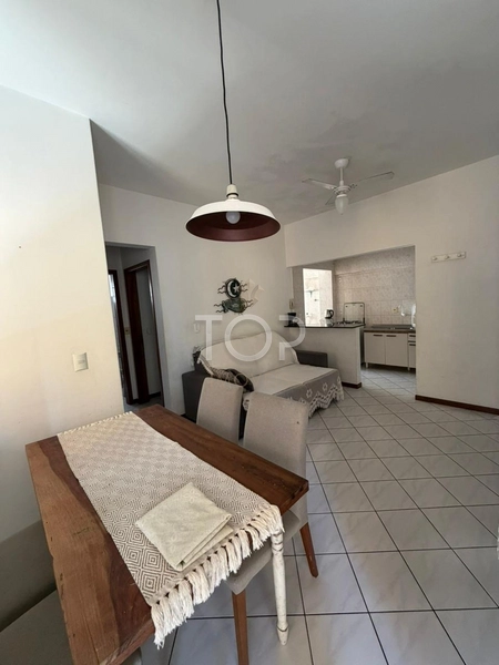 APARTAMENTO A 150 METROS DO MAR- MEIA PRAIA, ITAPEMA-SC: 2ª foto da galeria de imagens do imóvel