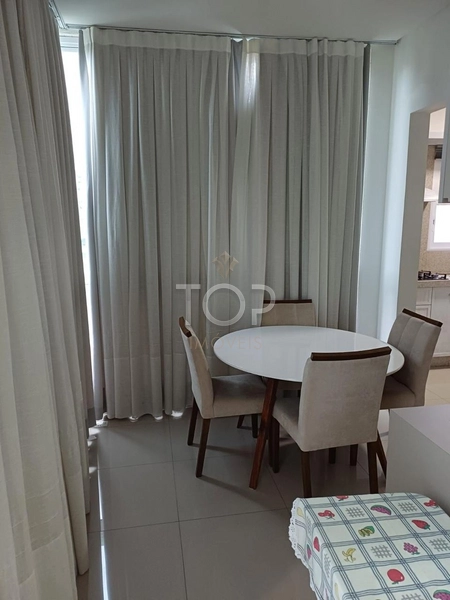 MOBILIADO EM MEIA PRAIA: 12ª foto da galeria de imagens do imóvel