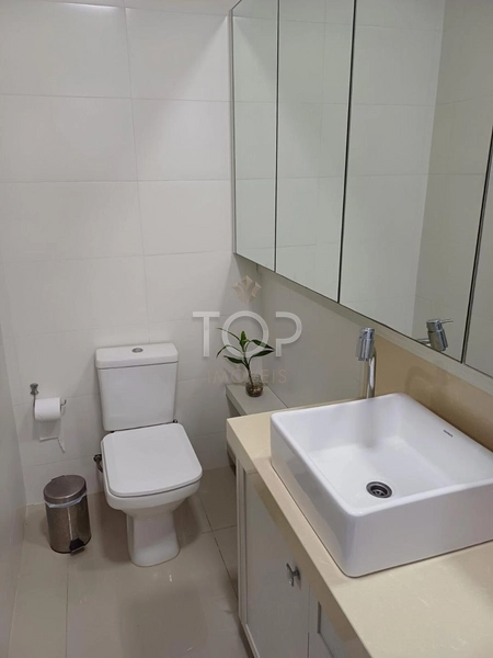 MOBILIADO EM MEIA PRAIA: 4ª foto da galeria de imagens do imóvel