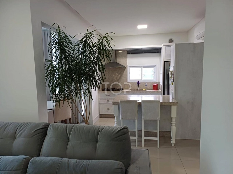 MOBILIADO EM MEIA PRAIA: 15ª foto da galeria de imagens do imóvel