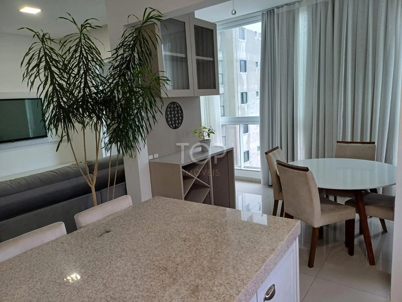 MOBILIADO EM MEIA PRAIA: 1ª foto da galeria de imagens do imóvel