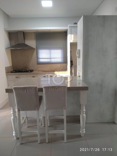 MOBILIADO EM MEIA PRAIA: 8ª foto da galeria de imagens do imóvel