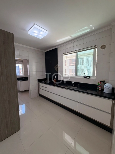APARTAMENTO 3 QUARTOS NO CORAÇAO DA MEIA PRAIA: 5ª foto da galeria de imagens do imóvel