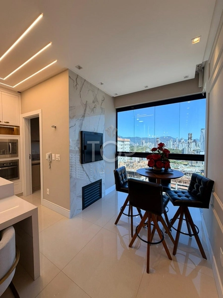 APARTAMENTO FINAMENTE MOBILIADO EM PORTO BELO: 1ª foto da galeria de imagens do imóvel