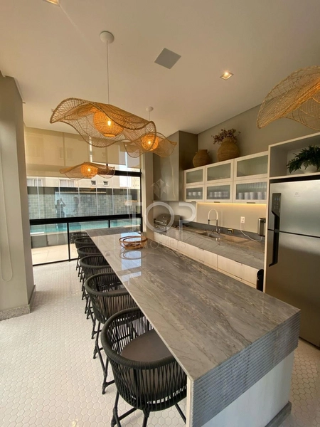 FINAMENTE MOBILIADO EM MEIA PRAIA: 10ª foto da galeria de imagens do imóvel